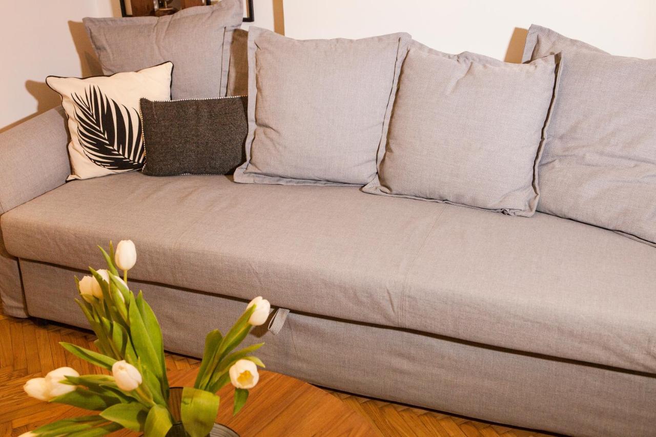 Central Comfy Modern Flat 2 Bedrooms 2 Bathrooms เอเธนส์ ภายนอก รูปภาพ